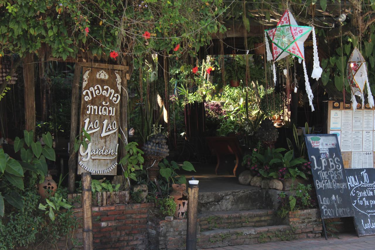 Y Not Laos Hostel Luang Prabang Extérieur photo