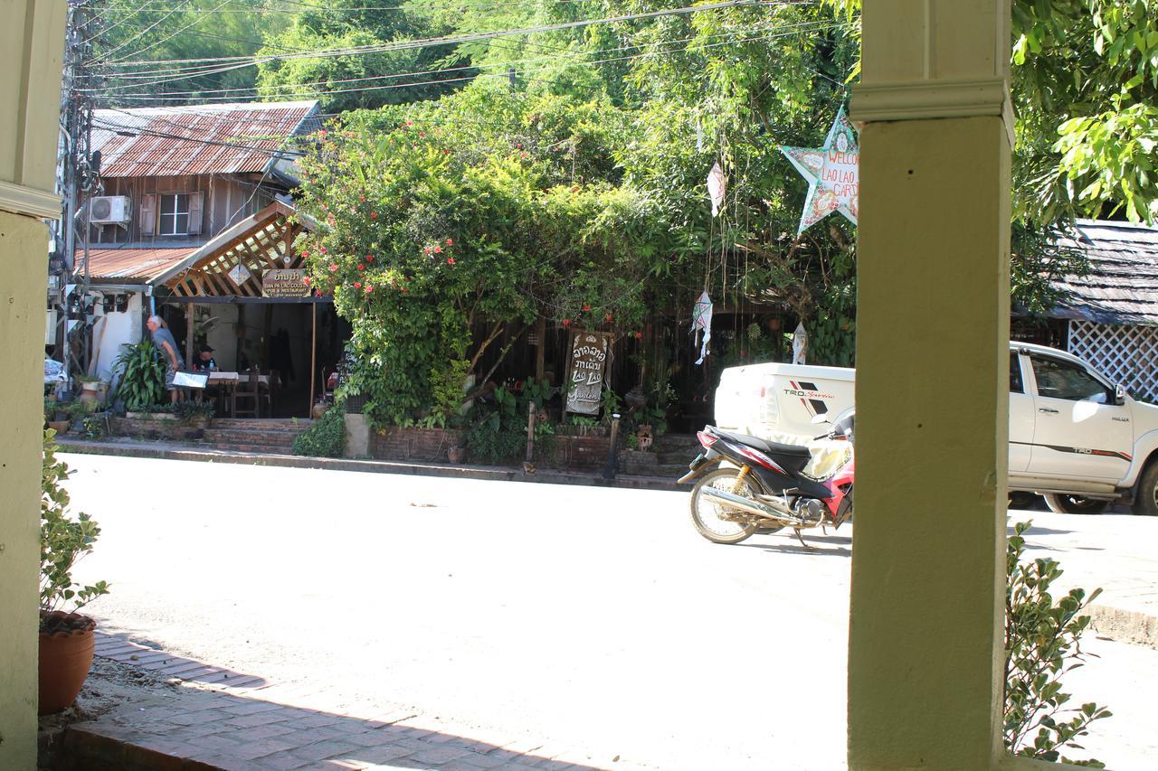 Y Not Laos Hostel Luang Prabang Extérieur photo