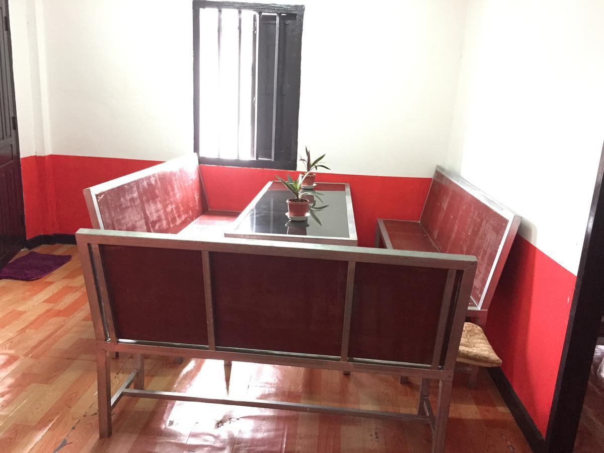 Y Not Laos Hostel Luang Prabang Extérieur photo