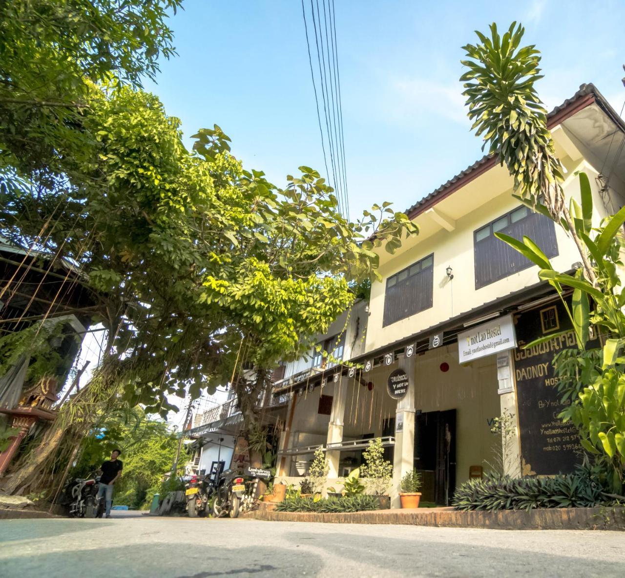 Y Not Laos Hostel Luang Prabang Extérieur photo